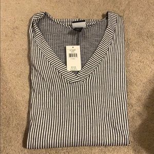 Daytrip v neck striped short sleeve